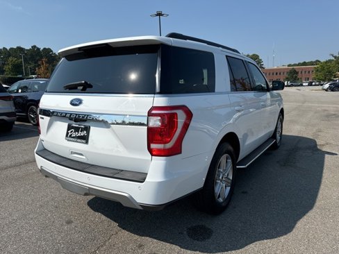Used 2021 Ford Expedition XLT image 4