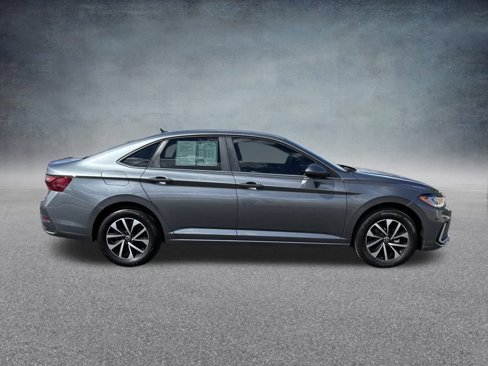 Used 2025 Volkswagen Jetta S image 6