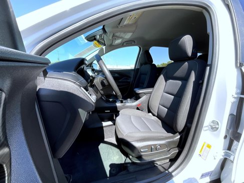 Certified 2022 GMC Terrain SLE w/ Driver Convenience Package image 9