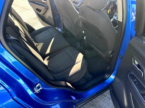 Used 2016 Chevrolet Trax LT w/ LT Sun and Sound Package image 32