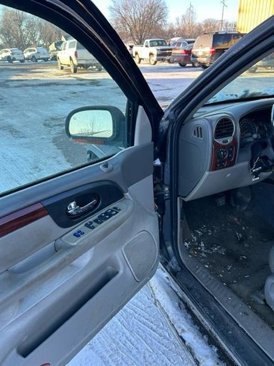 Used 2003 GMC Envoy SLT image 9