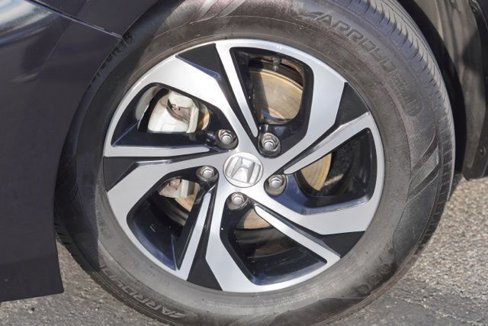 Used 2017 Honda Accord LX image 9