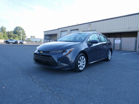 Used 2024 Toyota Corolla LE image 8