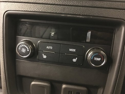 Used 2020 Buick Envision Essence image 17