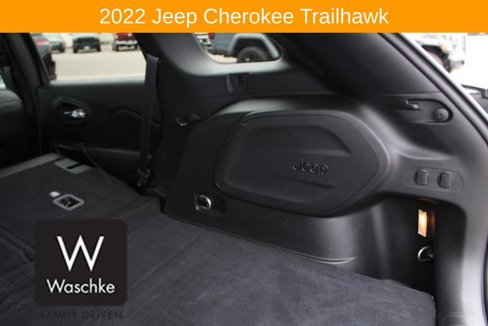 Used 2022 Jeep Cherokee Trailhawk w/ Sun, Sound & Nav Group image 22
