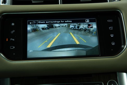Used 2016 Land Rover Range Rover Sport HSE image 40