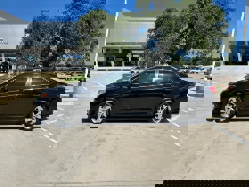 Used 2013 Toyota Camry SE image 3