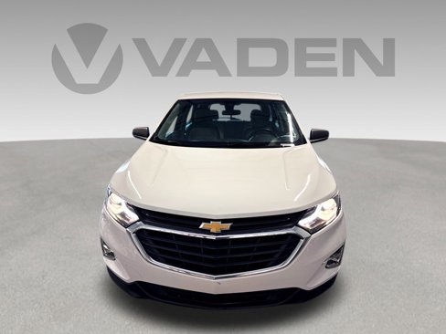 Used 2021 Chevrolet Equinox LS image 2