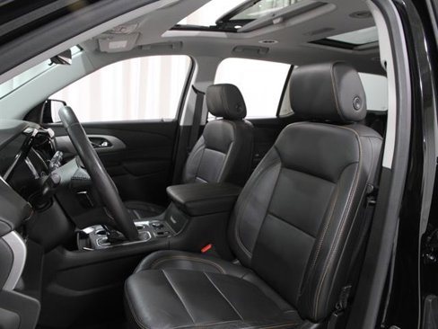 Used 2020 Chevrolet Traverse RS w/ LPO, Floor Liner Package image 5