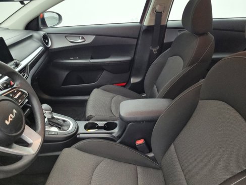 Used 2023 Kia Forte LXS image 17