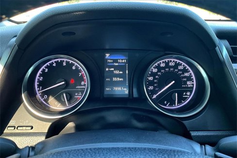 Used 2020 Toyota Camry SE image 13