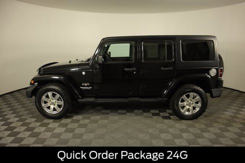 Used 2016 Jeep Wrangler Unlimited Sahara w/ Max Tow Package image 7
