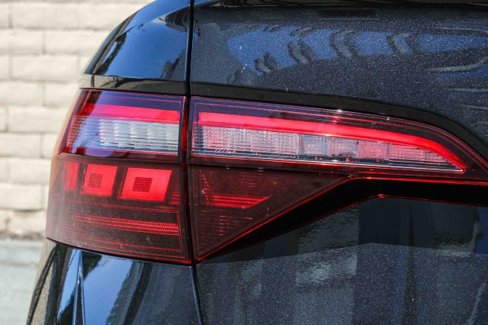 Used 2022 Volkswagen Jetta SE image 9
