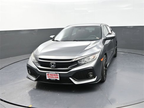 Used 2018 Honda Civic Sport image 2