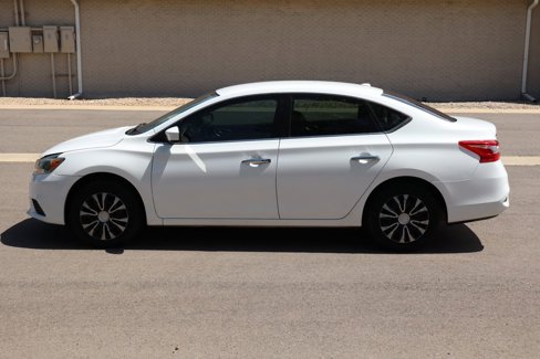 Used 2016 Nissan Sentra SV image 9