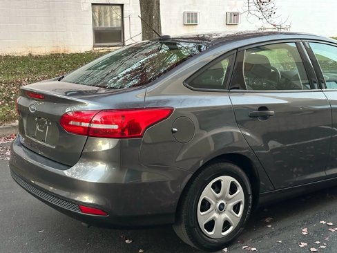 Used 2018 Ford Focus S image 10