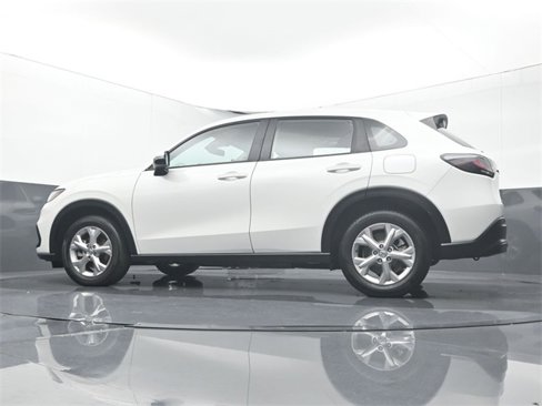 Used 2025 Honda HR-V LX image 9