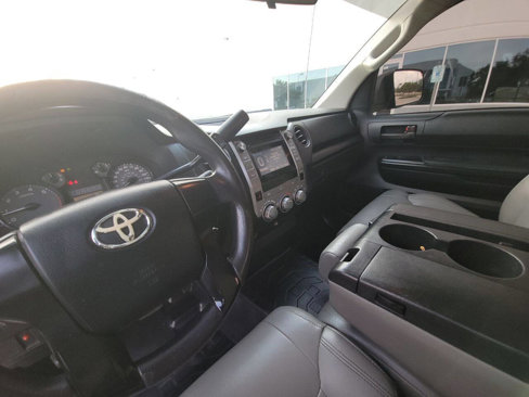 Used 2014 Toyota Tundra SR image 14