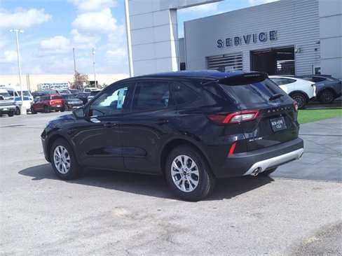 New 2025 Ford Escape Active w/ Active Premium Tech Pack image 4