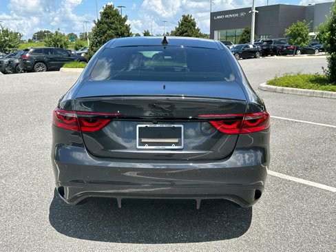 New 2024 Jaguar XF R-Dynamic SE image 5