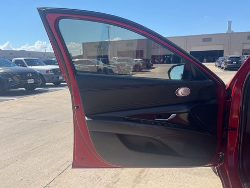 Used 2022 Hyundai Elantra SEL w/ Convenience Package image 27
