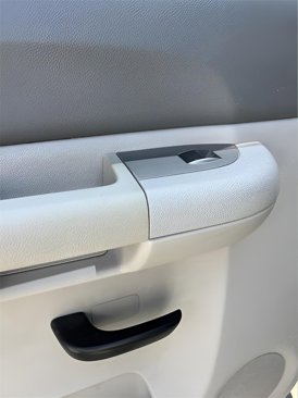Used 2014 Chevrolet Silverado 3500 W/T image 30