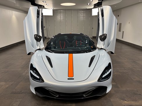 Used 2021 McLaren 720S Performance image 25