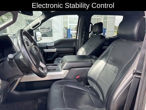 Used 2015 Ford F150 Lariat image 8