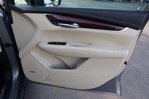 Used 2018 Cadillac XT5 Luxury image 20