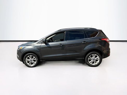 Used 2018 Ford Escape SEL image 9