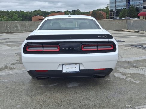 Used 2022 Dodge Challenger SRT Hellcat image 9