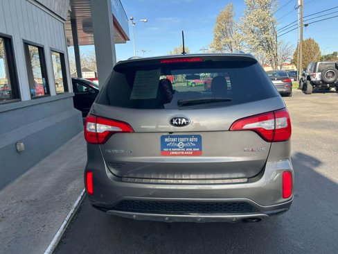 Used 2015 Kia Sorento SX image 38