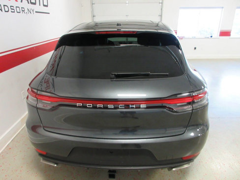 Used 2019 Porsche Macan image 13