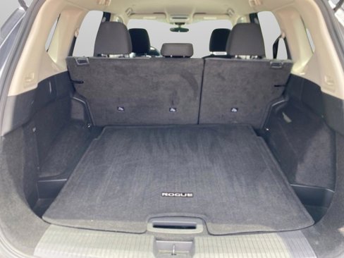 Used 2023 Nissan Rogue SV image 36