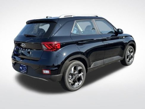 New 2025 Hyundai Venue SEL image 5