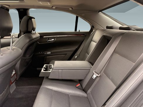 Used 2011 Mercedes-Benz S 550 image 22