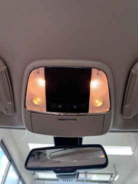 Used 2016 Chrysler 300 Limited image 22