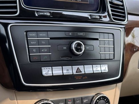 Used 2017 Mercedes-Benz GLE 350 4MATIC image 31