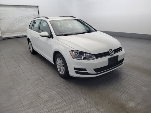 Used 2017 Volkswagen Golf S image 13