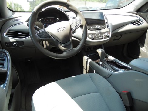 Used 2018 Chevrolet Malibu LT image 7