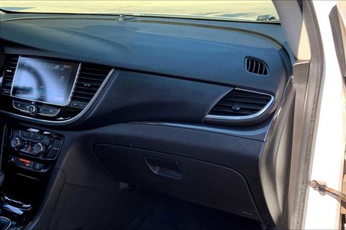 Used 2020 Buick Encore Essence image 18