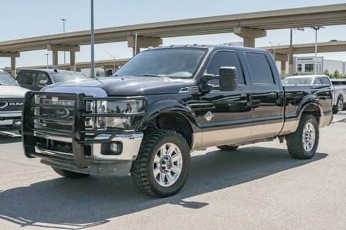 Used 2011 Ford F250 Lariat w/ Lariat Interior Pkg image 6