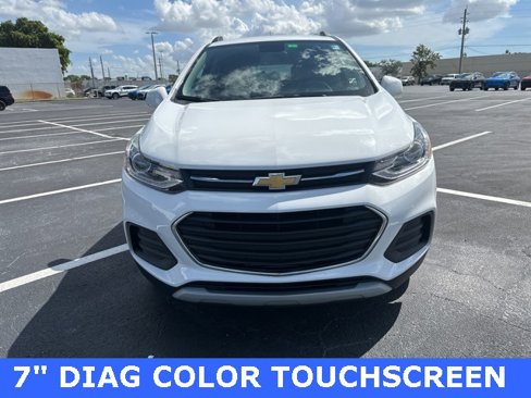 Used 2022 Chevrolet Trax LT image 2