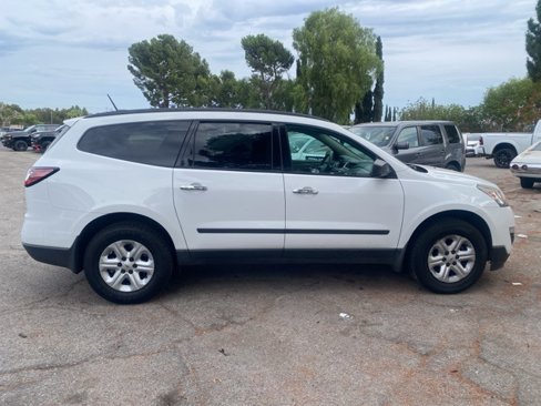 Used 2017 Chevrolet Traverse LS image 4