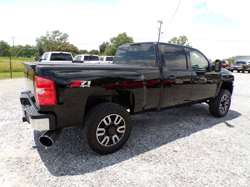 Used 2008 Chevrolet Silverado 2500 LTZ w/ Suspension Package, Off-Road image 14