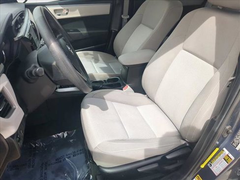 Used 2015 Toyota Corolla LE image 16