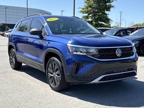 Used 2023 Volkswagen Taos S w/ Driver Assistance Package image 7