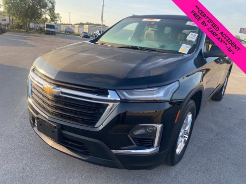 Used 2022 Chevrolet Traverse LS image 4
