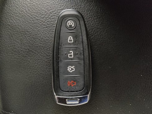 Used 2018 Ford Focus Titanium image 32