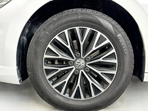 Used 2019 Volkswagen Jetta SE image 11